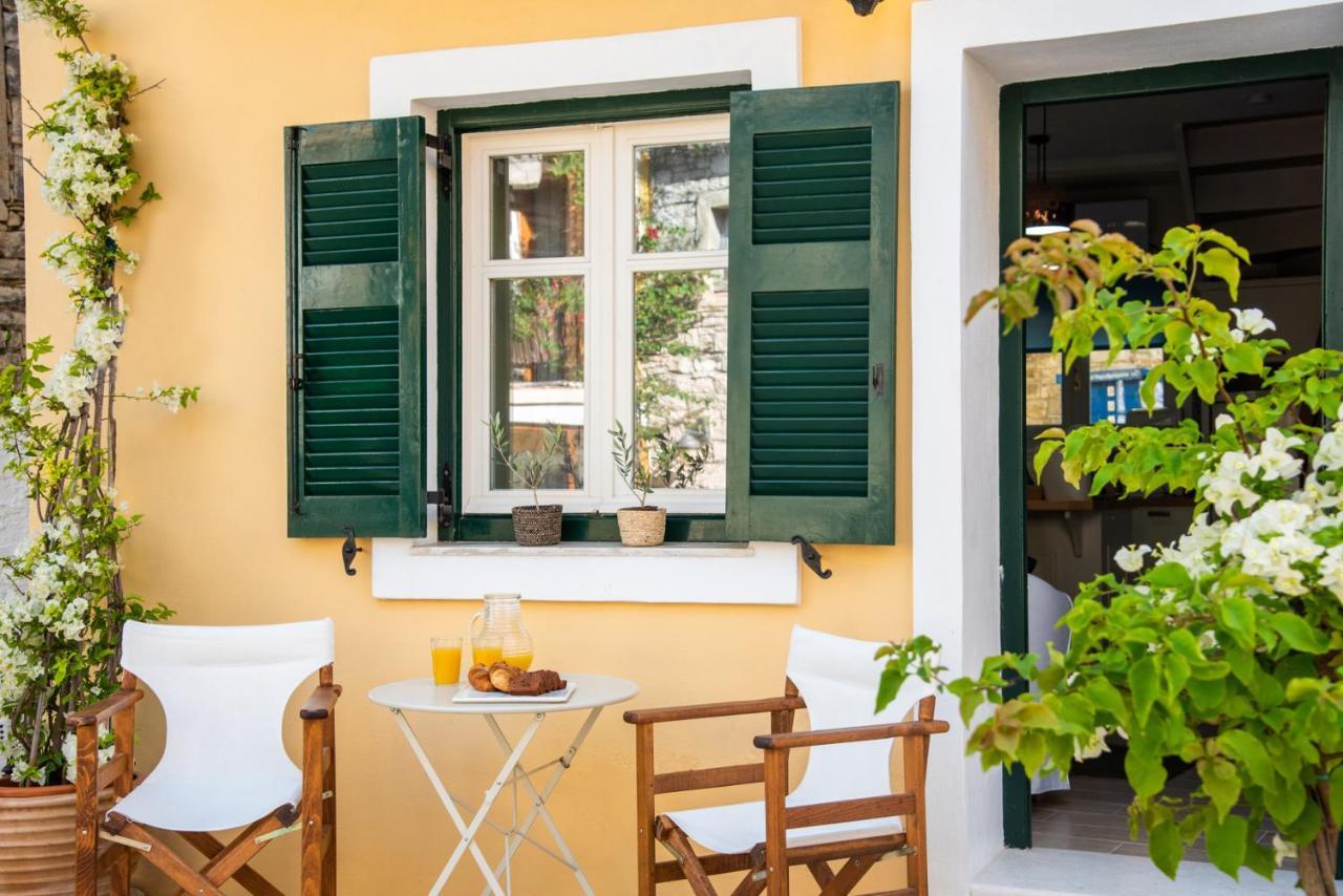 Maisonette Elena Longos  Exterior photo